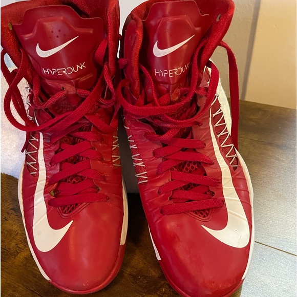 Vintage 2012 Men’s Nike Hyperdunk TB Mid Gym Red/Wht SZ 11 Authentic Hyperfuse - Picture 3 of 9